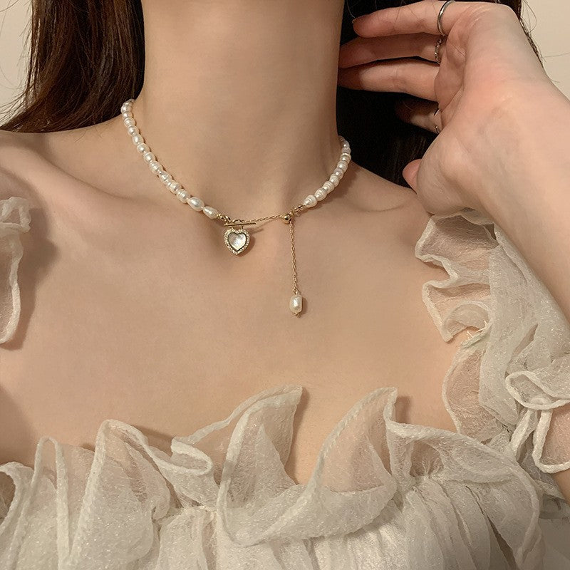 Light Luxury Pearl Love Necklaces